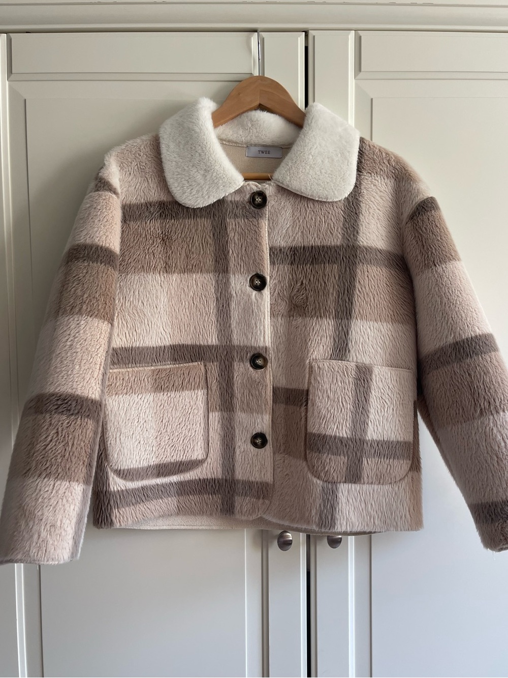 TWEE Korean Plaid Faux-Fur Coat with White Collar
